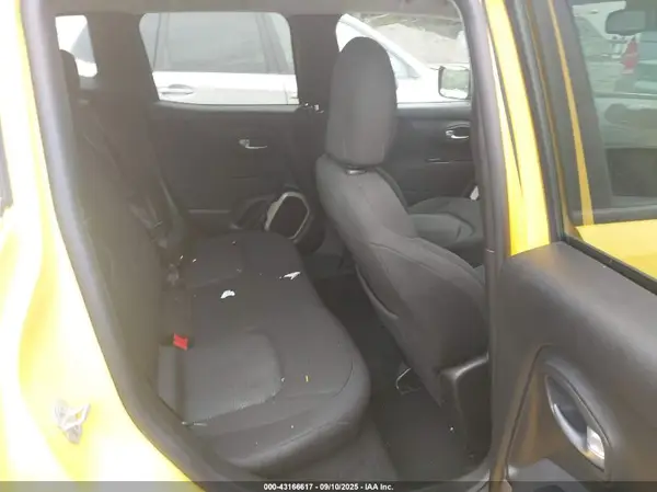 ZACCJBBB0HPE59068 2017 JEEP RENEGADE - Image 8