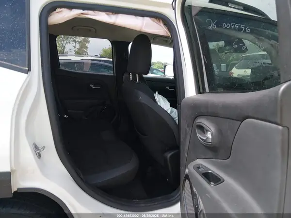 ZACCJBBB0HPE84214 2017 JEEP RENEGADE - Image 8