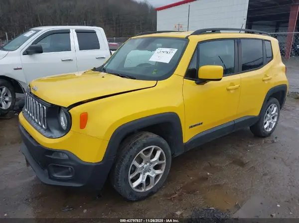 ZACCJBBB0HPF01982 2017 JEEP RENEGADE - Image 2