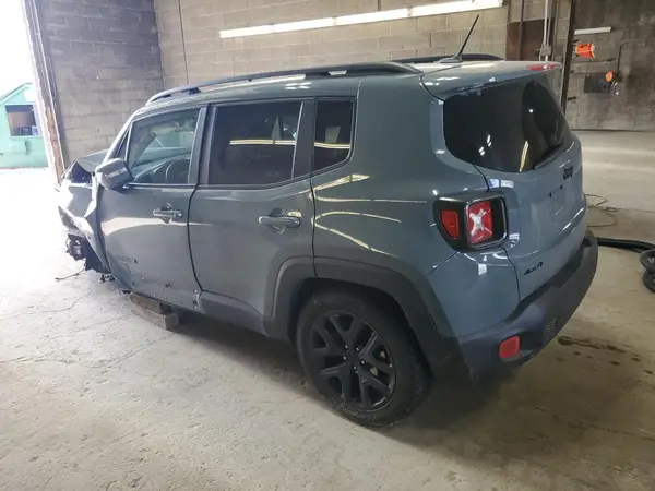 ZACCJBBB0HPF39731 2017 JEEP RENEGADE - Image 2