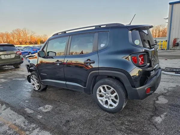 ZACCJBBB0HPF96396 2017 JEEP RENEGADE - Image 2