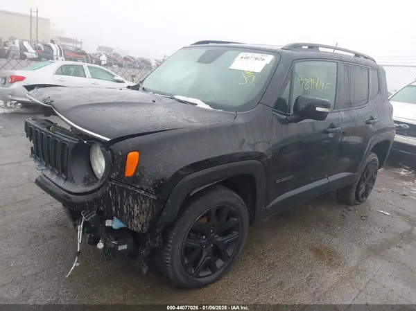 ZACCJBBB0HPG01659 2017 JEEP RENEGADE - Image 2