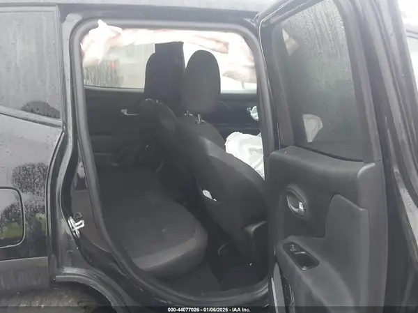 ZACCJBBB0HPG01659 2017 JEEP RENEGADE - Image 8
