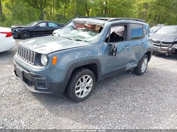 ZACCJBBB0HPG03699 2017 JEEP RENEGADE - Image 2
