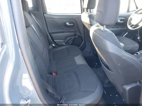 ZACCJBBB0HPG34757 2017 JEEP RENEGADE - Image 8
