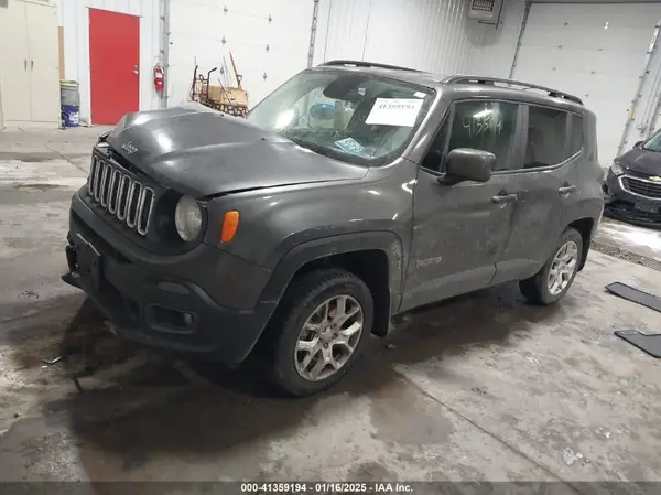 ZACCJBBB0HPG36072 2017 JEEP RENEGADE - Image 2