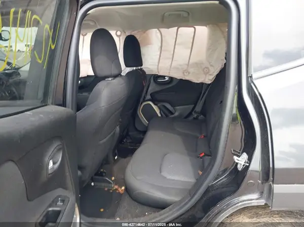 ZACCJBBB0HPG39330 2017 JEEP RENEGADE - Image 8