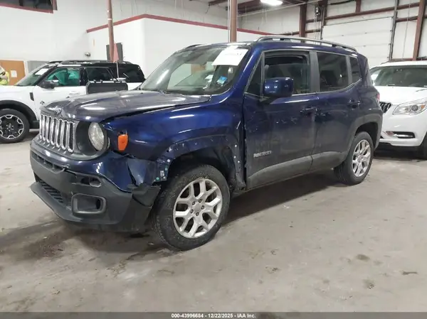 ZACCJBBB0HPG55530 2017 JEEP RENEGADE - Image 2