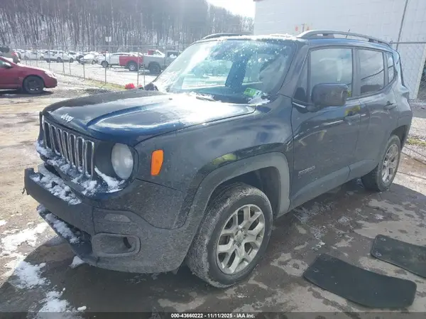 ZACCJBBB0HPG57892 2017 JEEP RENEGADE - Image 2