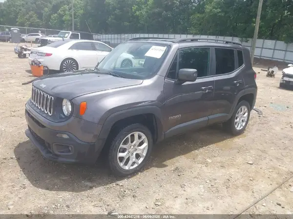 ZACCJBBB0JPG98805 2018 JEEP RENEGADE - Image 2