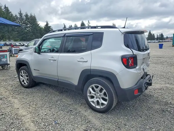 ZACCJBBB0JPH13030 2018 JEEP RENEGADE - Image 2