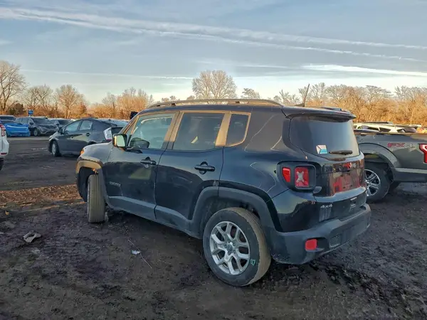 ZACCJBBB0JPH40244 2018 JEEP RENEGADE - Image 2