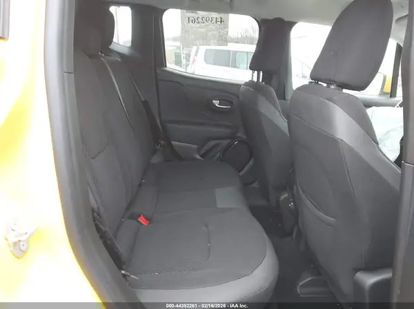 ZACCJBBB0JPH51194 2018 JEEP RENEGADE - Image 8