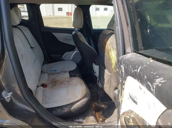 ZACCJBBB0JPH69808 2018 JEEP RENEGADE - Image 8