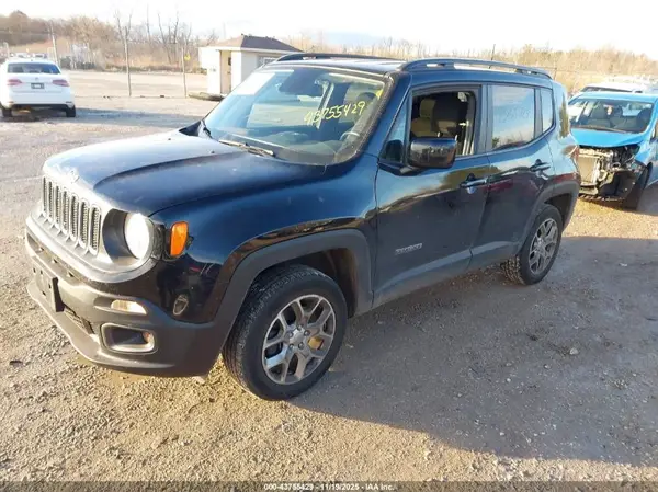 ZACCJBBB0JPH76922 2018 JEEP RENEGADE - Image 2