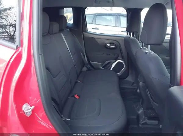 ZACCJBBB0JPH83420 2018 JEEP RENEGADE - Image 8