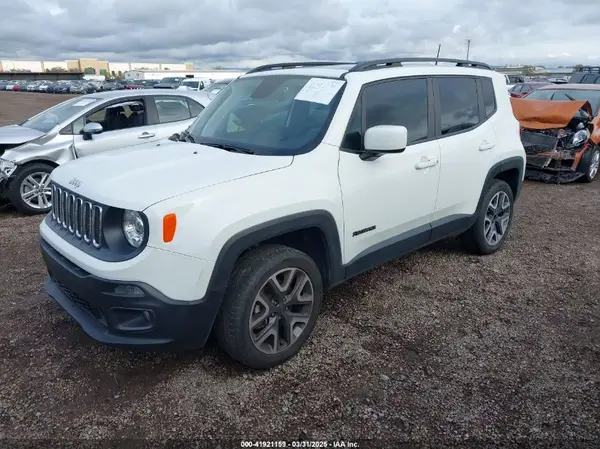 ZACCJBBB0JPH86155 2018 JEEP RENEGADE - Image 2