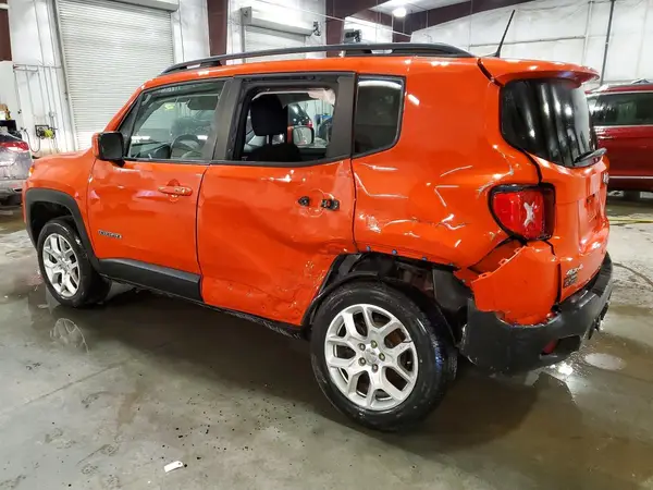 ZACCJBBB0JPH99195 2018 JEEP RENEGADE - Image 2
