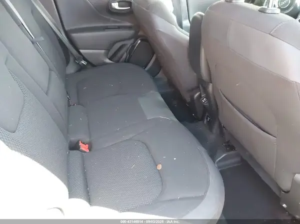 ZACCJBBB0JPJ13699 2018 JEEP RENEGADE - Image 8