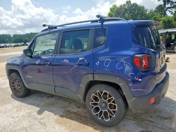 ZACCJBBB0JPJ35072 2018 JEEP RENEGADE - Image 2