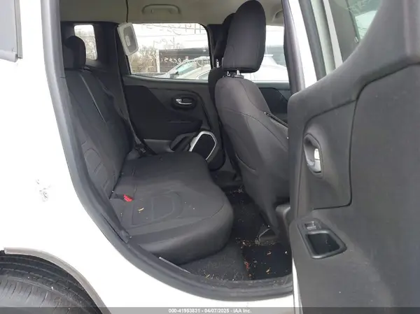 ZACCJBBB0JPJ52356 2018 JEEP RENEGADE - Image 8