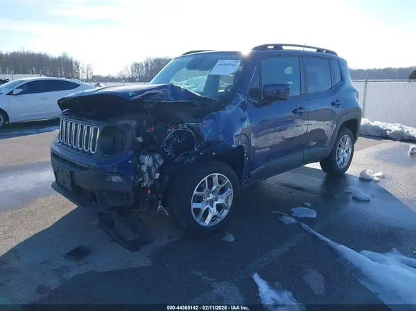 ZACCJBBB1HPE64697 2017 JEEP RENEGADE - Image 2