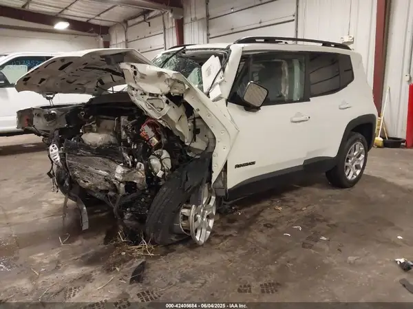 ZACCJBBB1HPE66286 2017 JEEP RENEGADE - Image 2