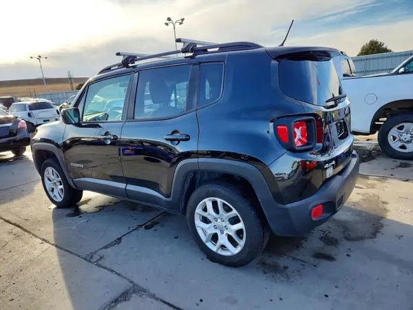 ZACCJBBB1HPF22789 2017 JEEP RENEGADE - Image 2