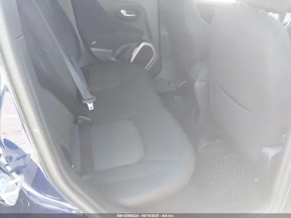 ZACCJBBB1HPF76433 2017 JEEP RENEGADE - Image 8