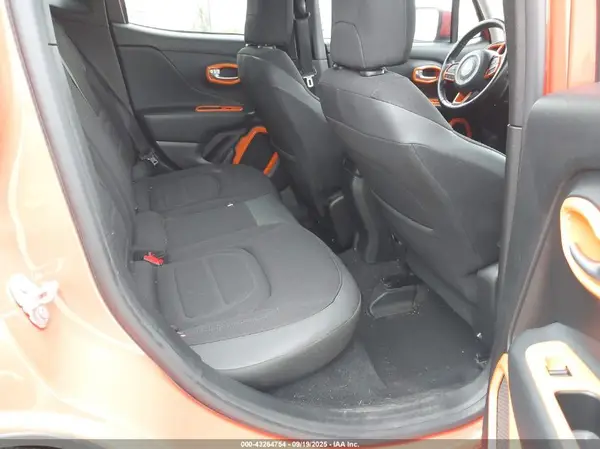 ZACCJBBB1HPG04182 2017 JEEP RENEGADE - Image 8