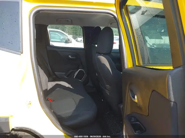 ZACCJBBB1HPG10385 2017 JEEP RENEGADE - Image 8