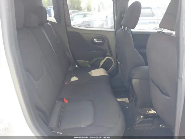 ZACCJBBB1HPG32435 2017 JEEP RENEGADE - Image 8