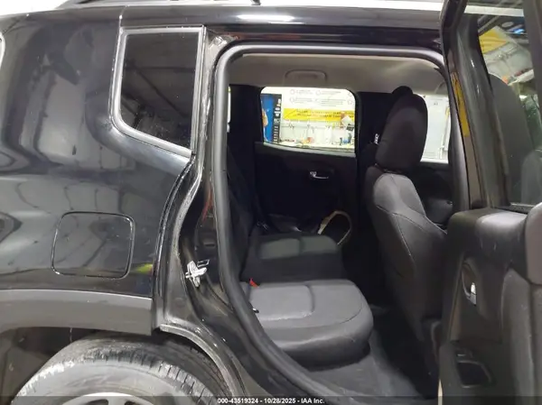 ZACCJBBB1HPG39255 2017 JEEP RENEGADE - Image 8
