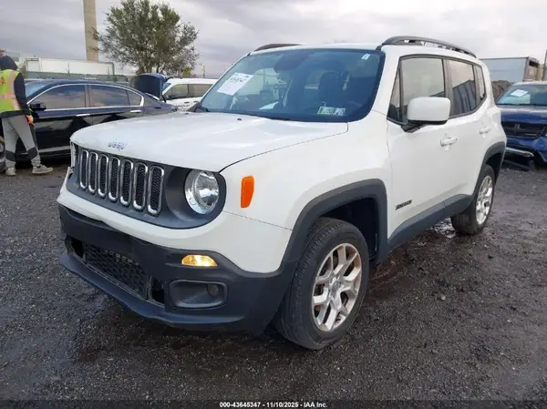 ZACCJBBB1HPG56783 2017 JEEP RENEGADE - Image 2