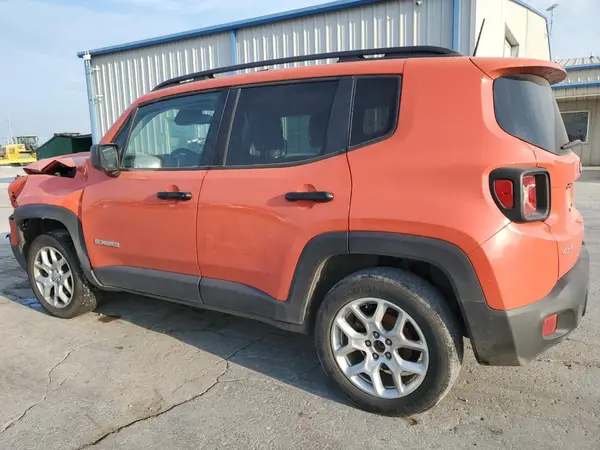 ZACCJBBB1JPH10234 2018 JEEP RENEGADE - Image 2