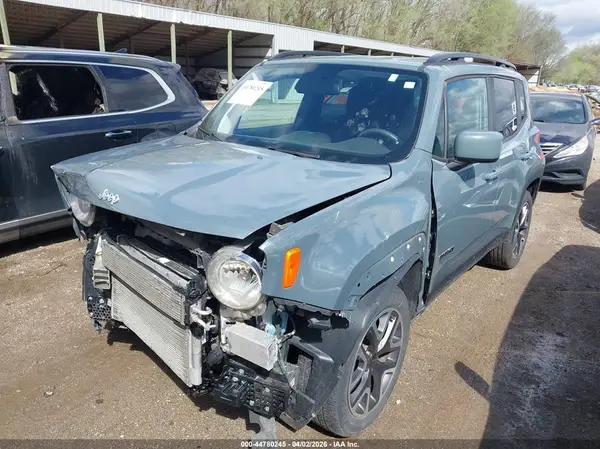ZACCJBBB1JPH10959 2018 JEEP RENEGADE - Image 2