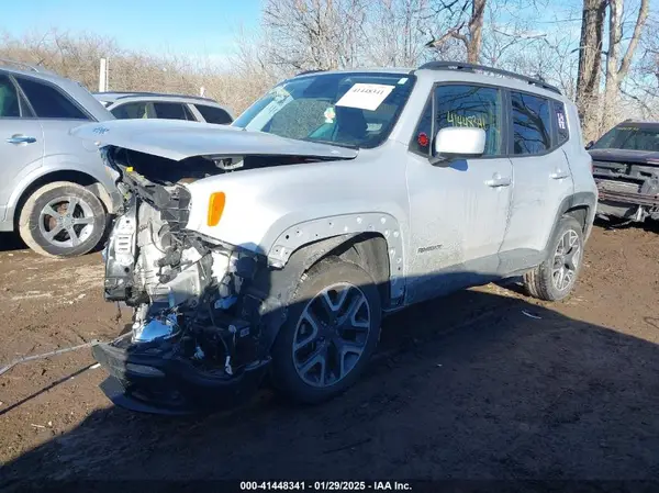 ZACCJBBB1JPH18057 2018 JEEP RENEGADE - Image 2