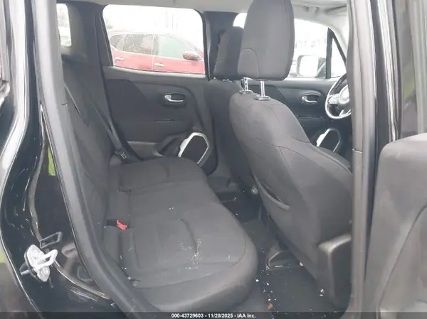 ZACCJBBB1JPH30399 2018 JEEP RENEGADE - Image 8