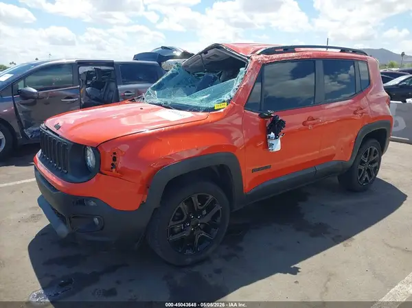 ZACCJBBB1JPH33674 2018 JEEP RENEGADE - Image 2