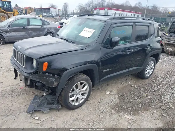 ZACCJBBB1JPH39569 2018 JEEP RENEGADE - Image 2