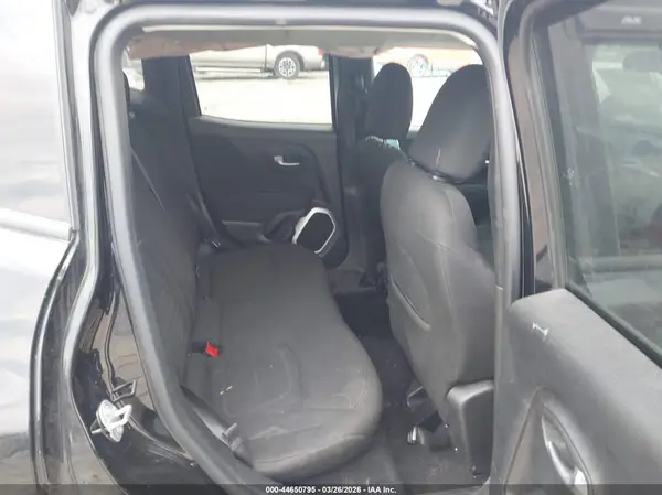 ZACCJBBB1JPH39569 2018 JEEP RENEGADE - Image 8