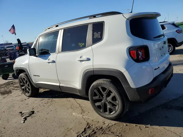 ZACCJBBB1JPH49132 2018 JEEP RENEGADE - Image 2