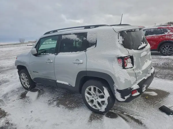 ZACCJBBB1JPH61703 2018 JEEP RENEGADE - Image 2