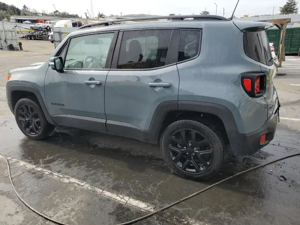 ZACCJBBB1JPH73267 2018 JEEP RENEGADE - Image 2