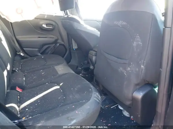 ZACCJBBB1JPH74645 2018 JEEP RENEGADE - Image 8