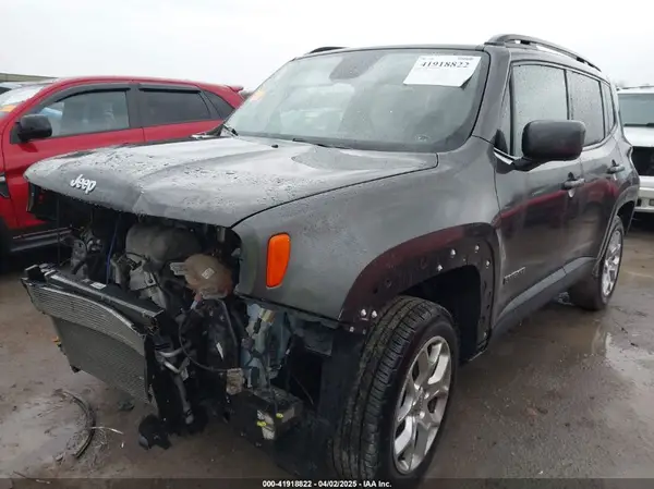 ZACCJBBB1JPH83863 2018 JEEP RENEGADE - Image 2