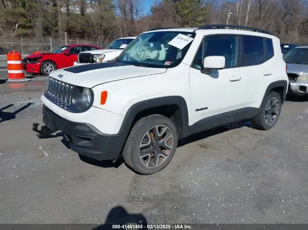 ZACCJBBB1JPJ00105 2018 JEEP RENEGADE - Image 2