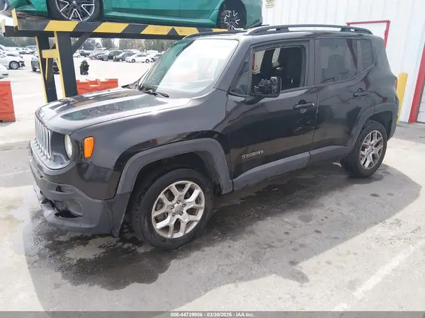 ZACCJBBB2HPE58519 2017 JEEP RENEGADE - Image 2