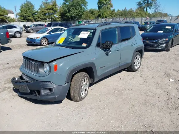 ZACCJBBB2HPE62943 2017 JEEP RENEGADE - Image 2