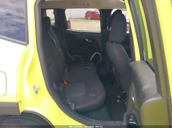 ZACCJBBB2HPF05676 2017 JEEP RENEGADE - Image 8